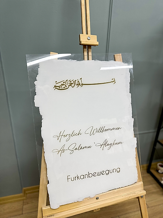 Arapça Yazılı Arkası Boyalı Karşılama Panosu