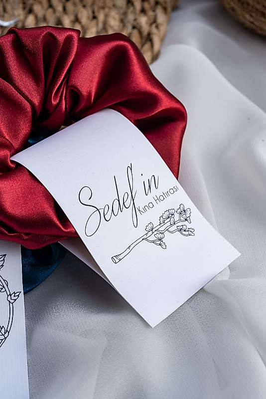 Melly Kartlı Saten Toka Hediyelik