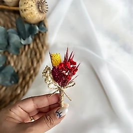 Sasha Damat Yaka Çiçeği