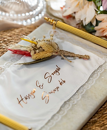 Alope Damat Yaka Çiçeği