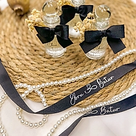 Dökülen İncili Siyah Söz&Nişan Yüzük Kurdelesi Kişiye Özel