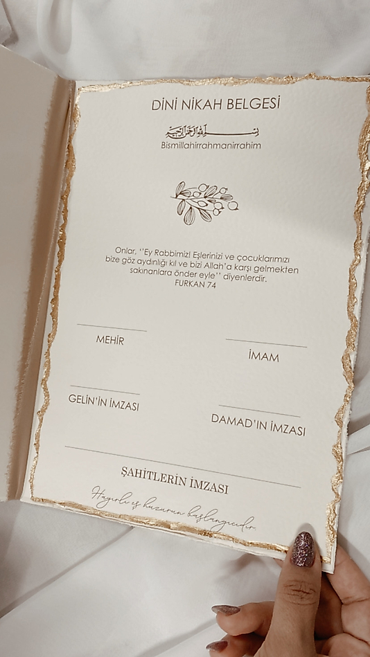Kenarları El Yırtmalı Varaklı Kapaklı Dini Nikah Belgesi