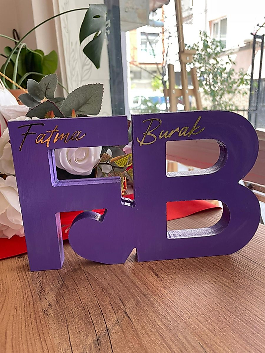 MOR RENKLİ AHŞAP HARFLER 20 CM