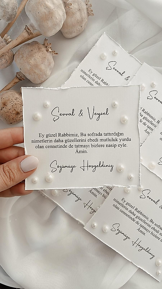 Perli İncili Masa Kartı