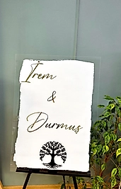 Holly Karşılama Panosu Arkası Boyalı