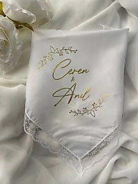 Yaprak Detaylı Kenarlı Dantelli Söz & Nişan Mendili